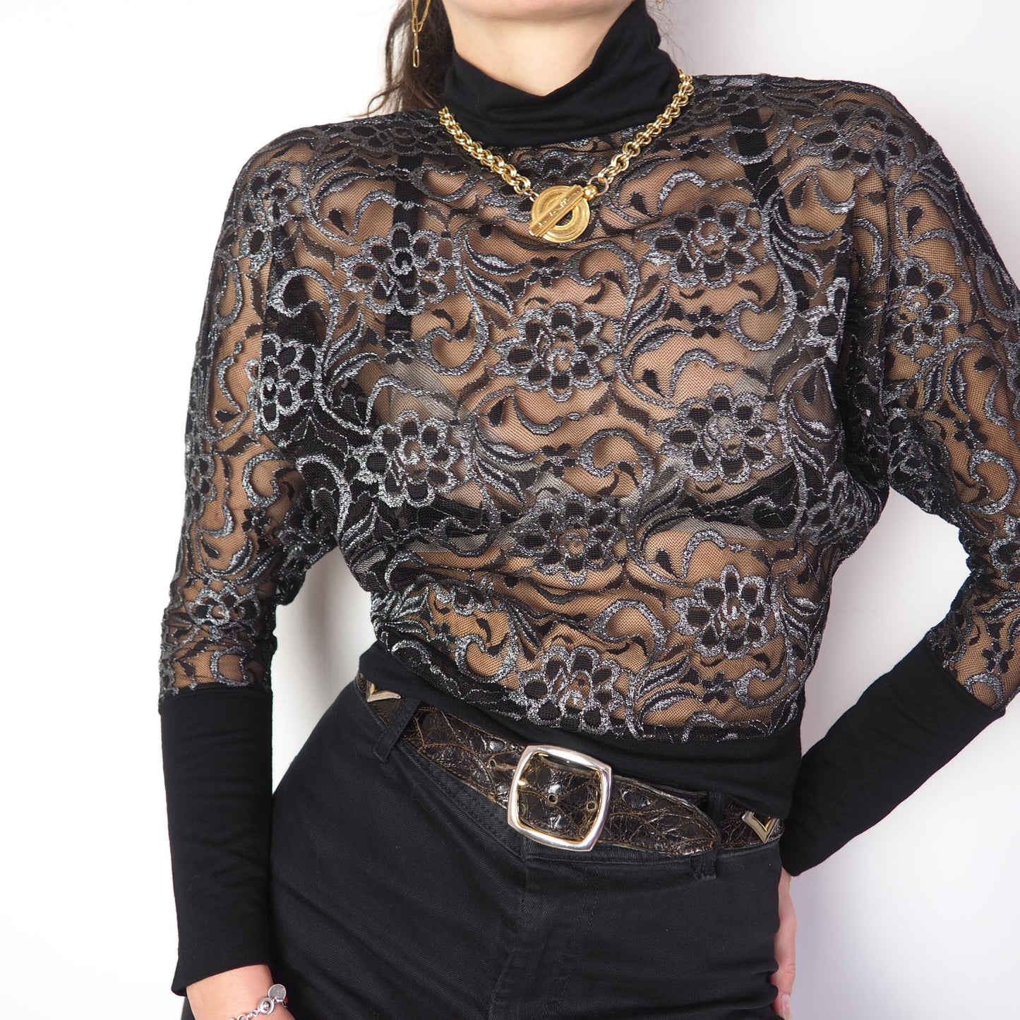 Haut en dentelle 1990