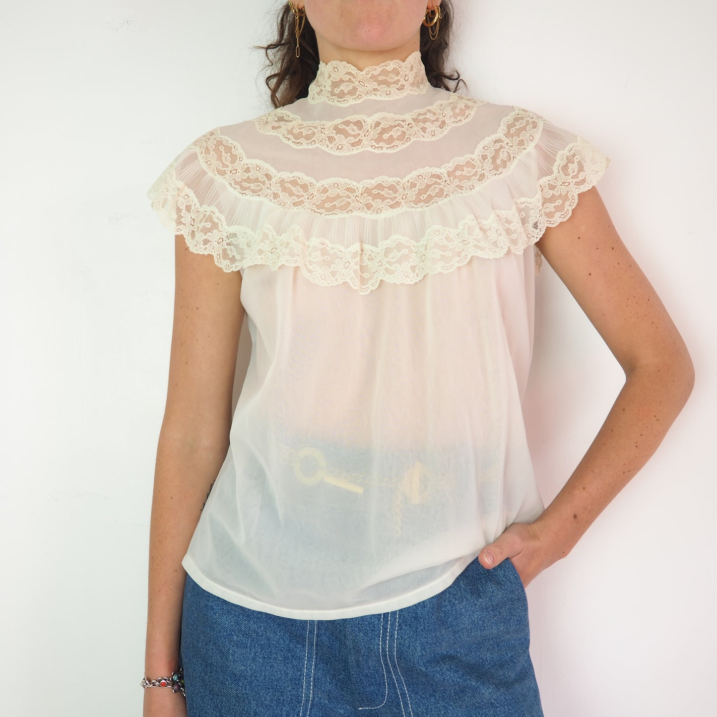 Blouse à volants 1970