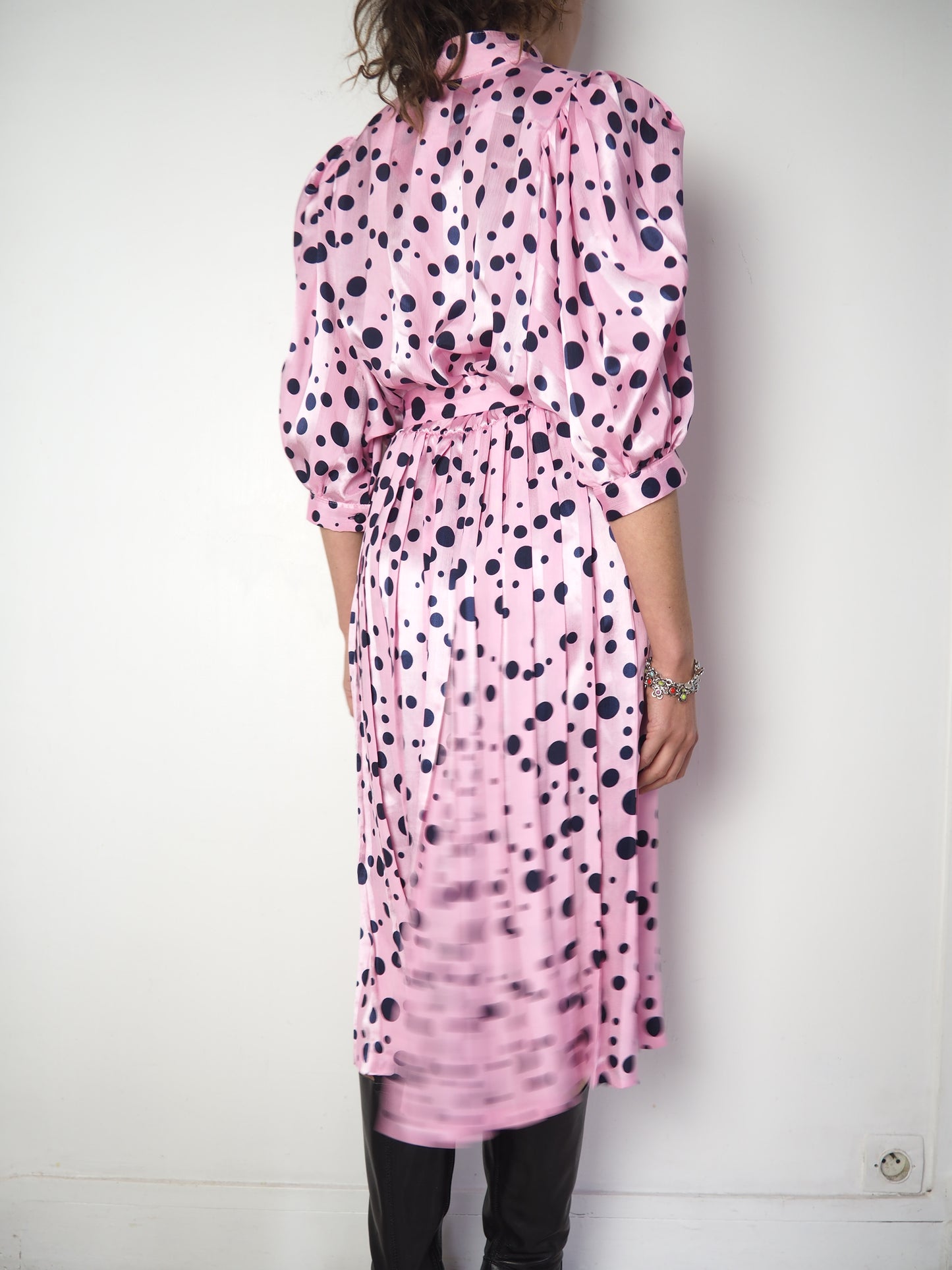 Robe à pois plissée 1980