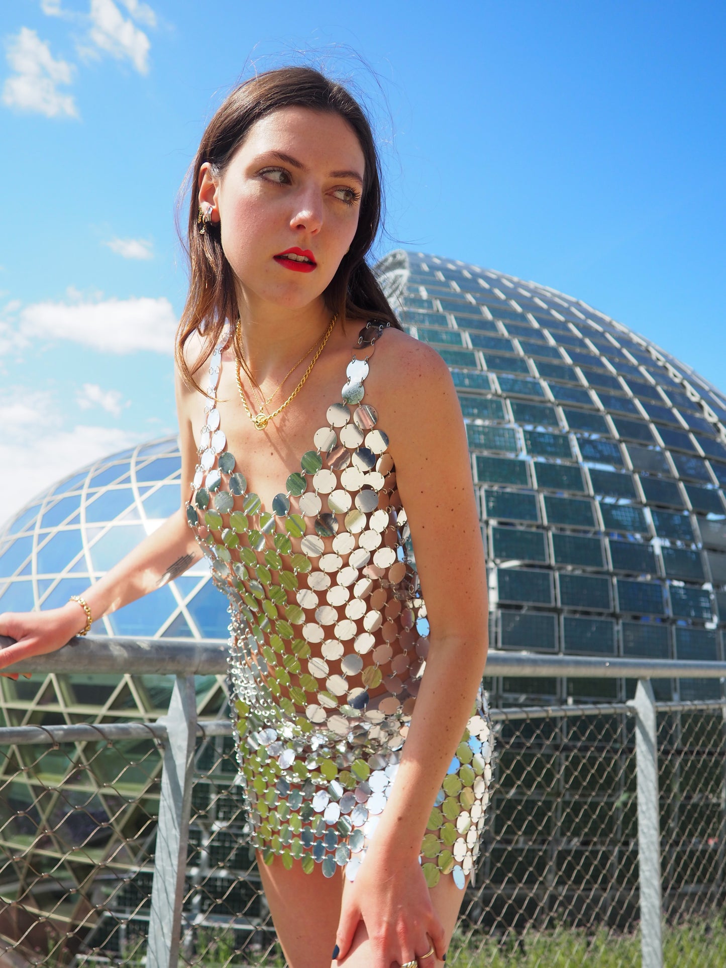 00's silver sequin dress (S-M)