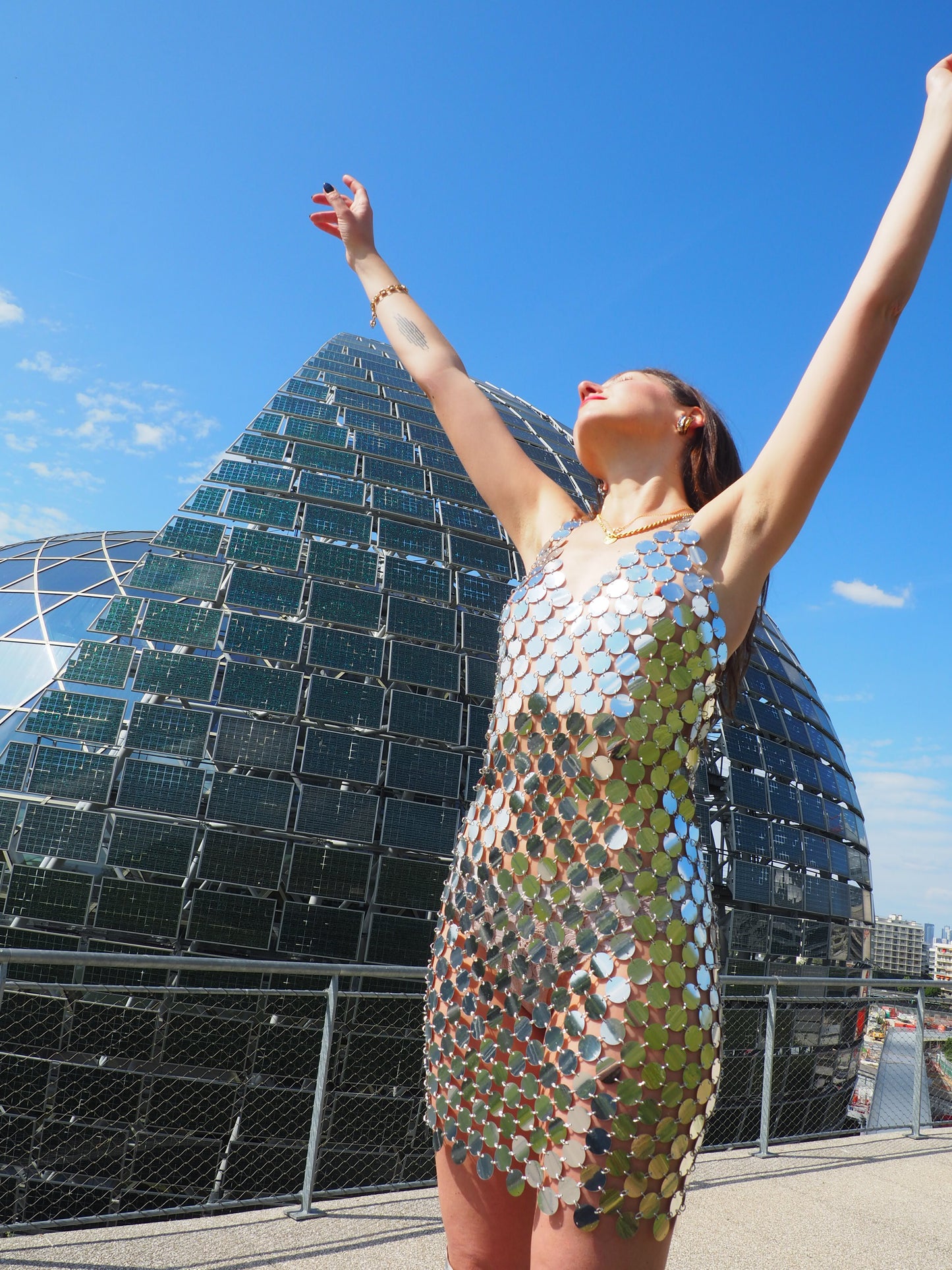00's silver sequin dress (S-M)