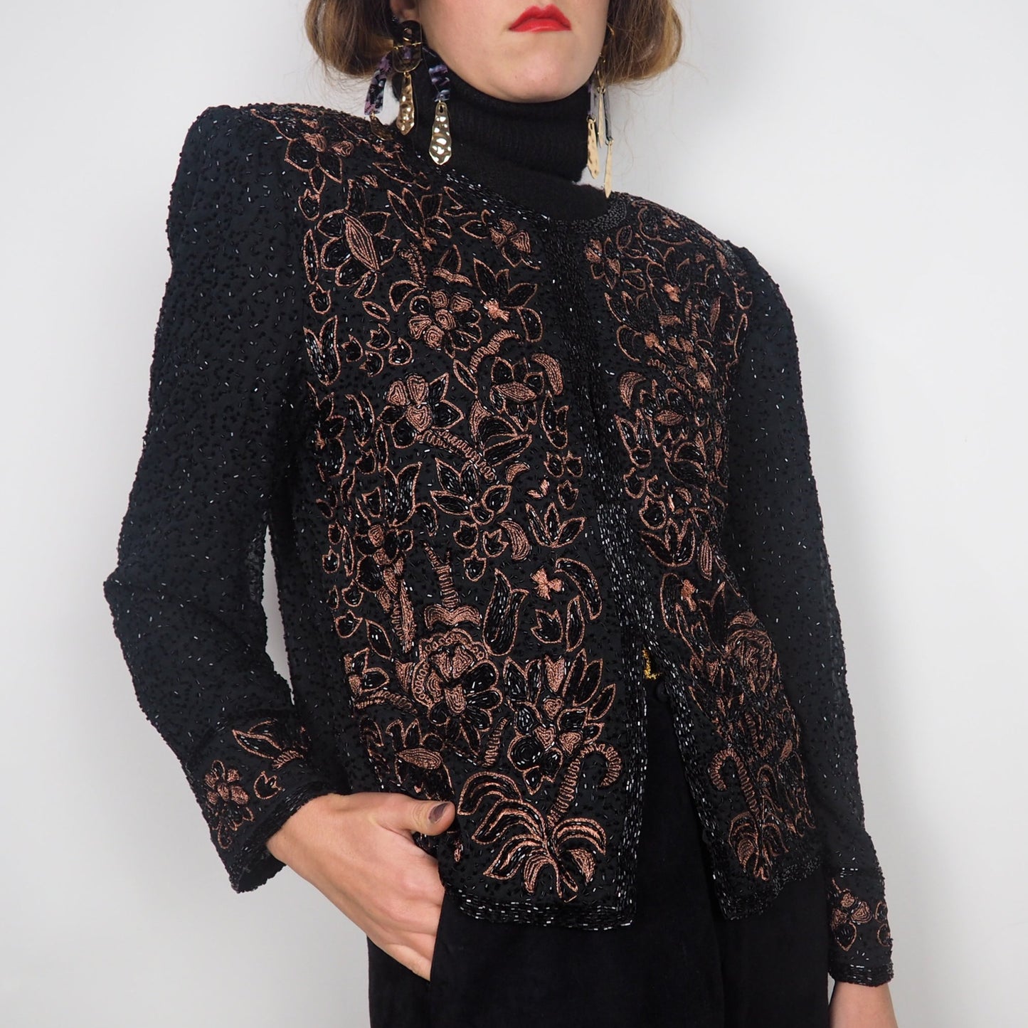 Veste à sequins et perles brodée vintage années 1980