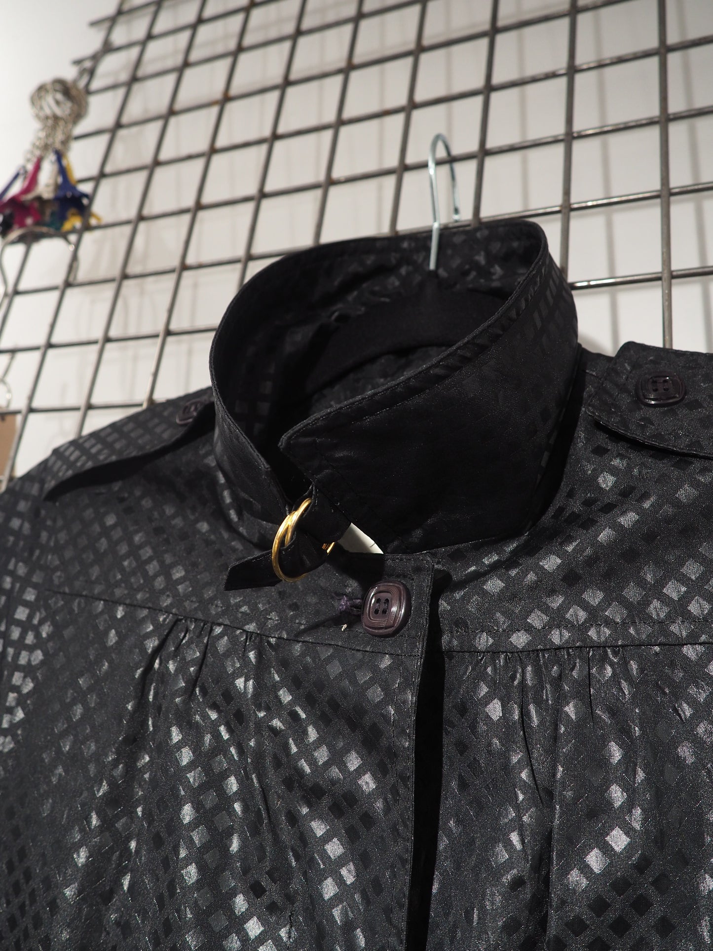 Imperméable brillant 1980