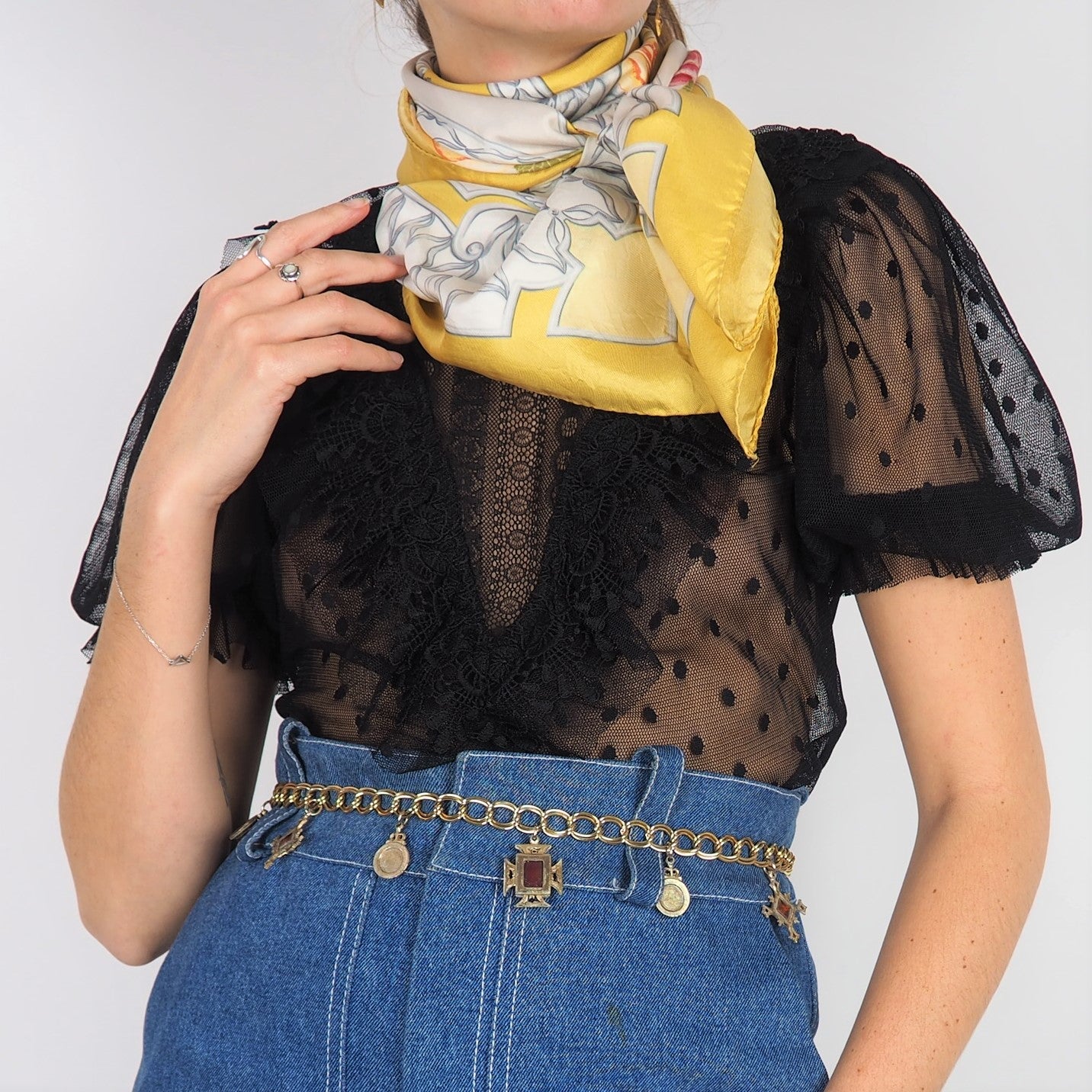 CHAPEAUX & FOULARDS
