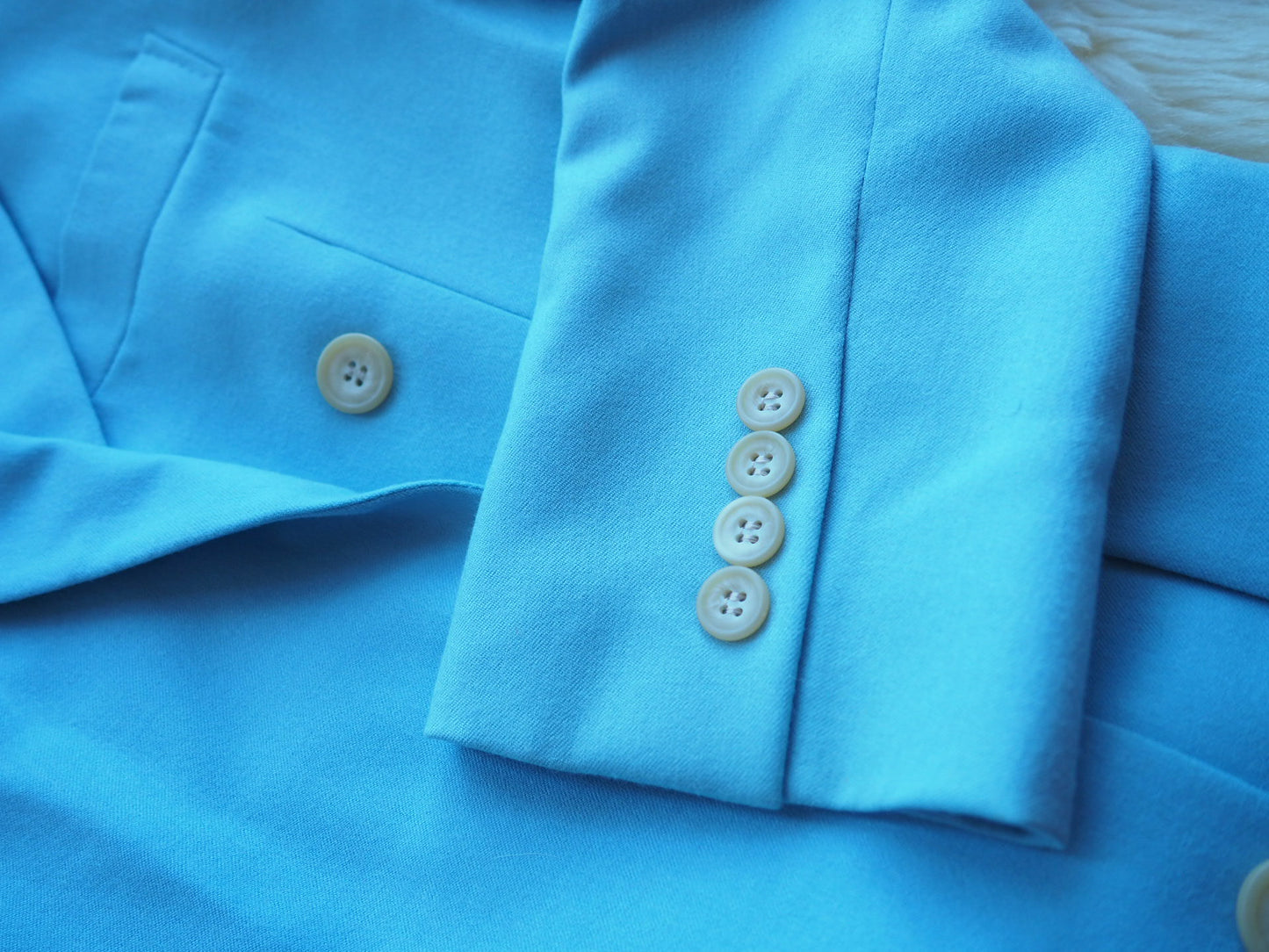 Costume en laine bleu 1990