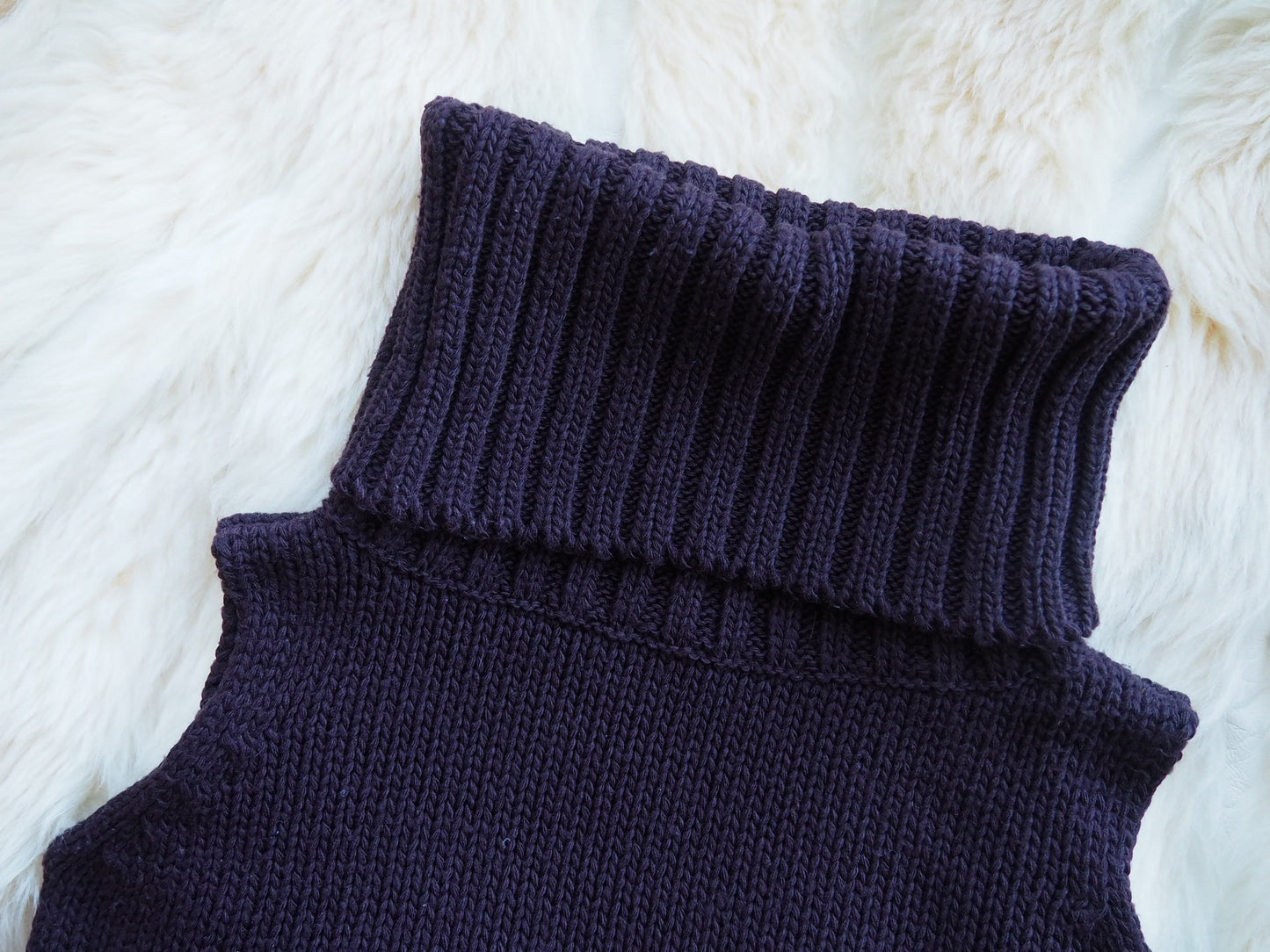 Top col roulé - ceinture cuir NAF NAF