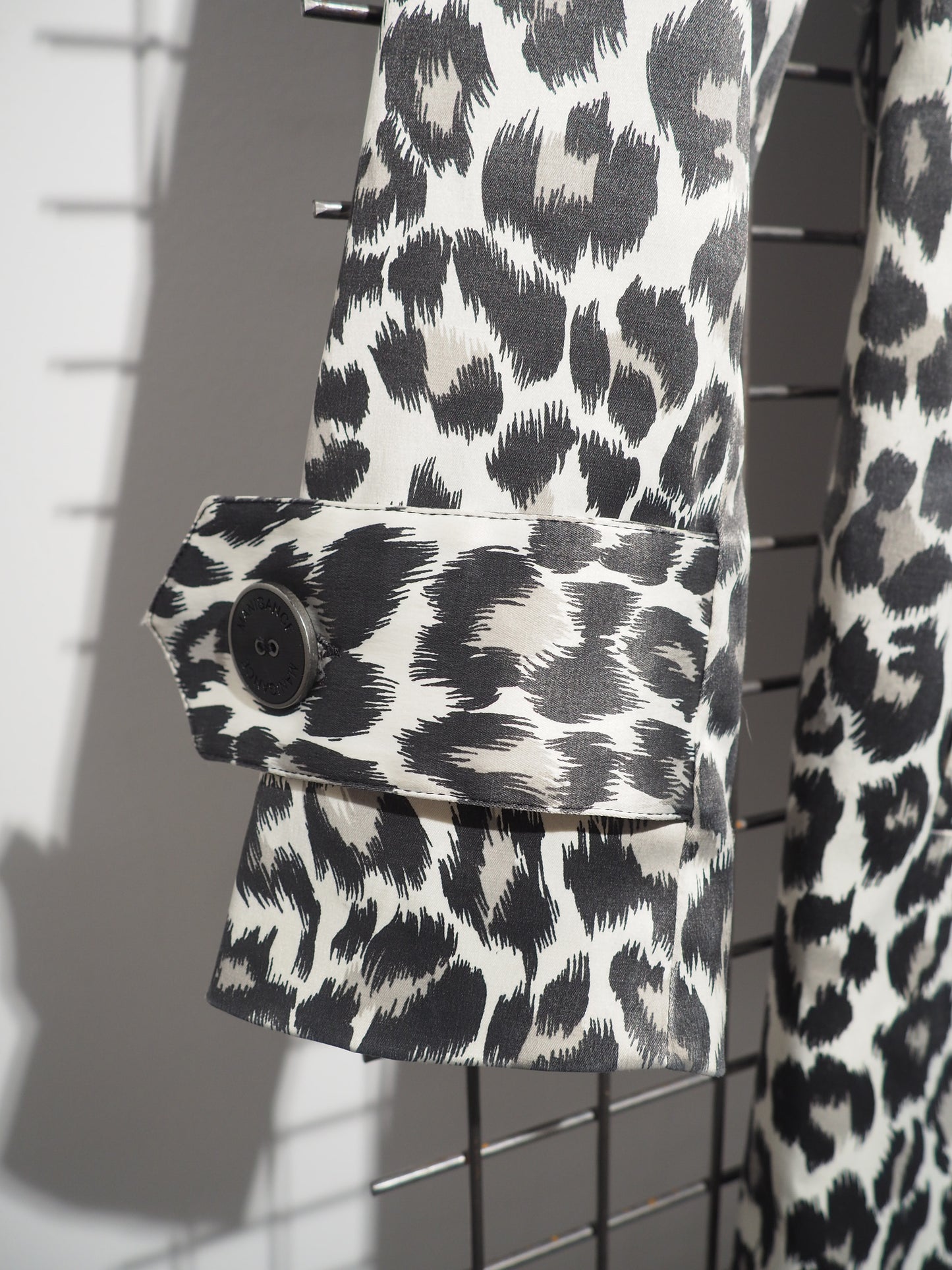 Trench imprimé léopard blanc et noir 1990